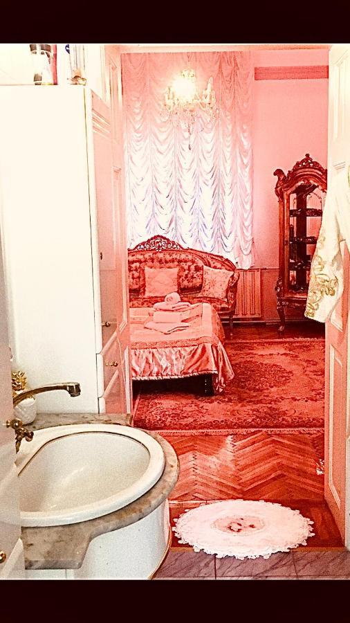 Appartamento Ádám Apartmanház Szeged Esterno foto