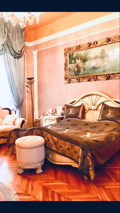 Appartamento Ádám Apartmanház Szeged Esterno foto