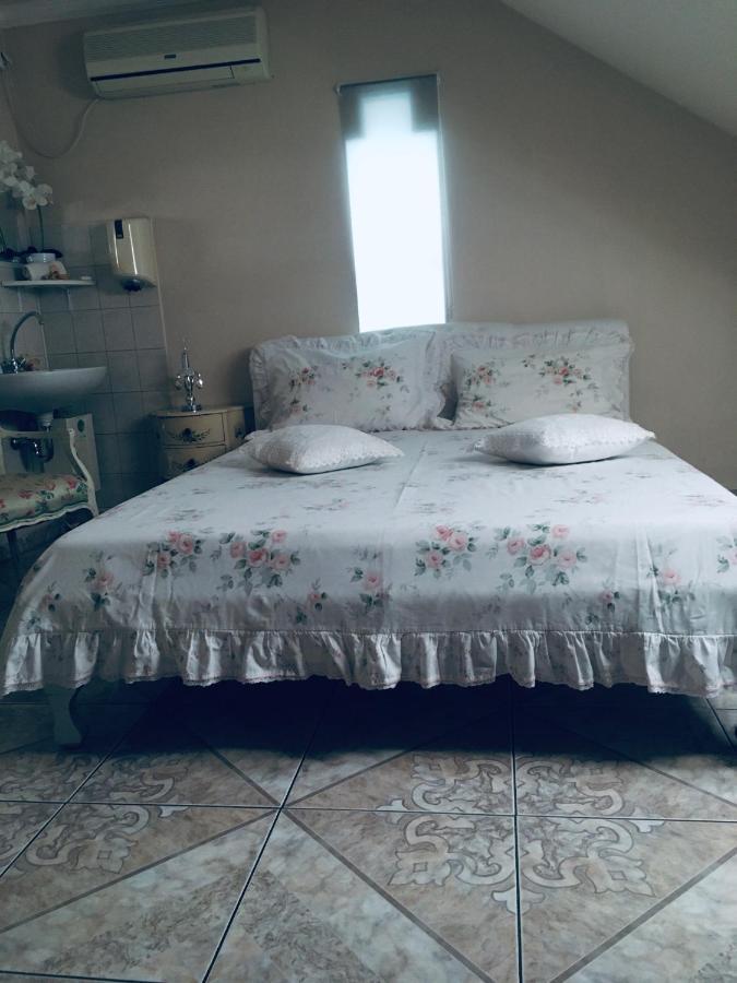 Appartamento Ádám Apartmanház Szeged Esterno foto