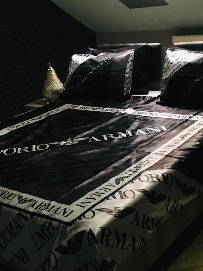 Appartamento Ádám Apartmanház Szeged Esterno foto