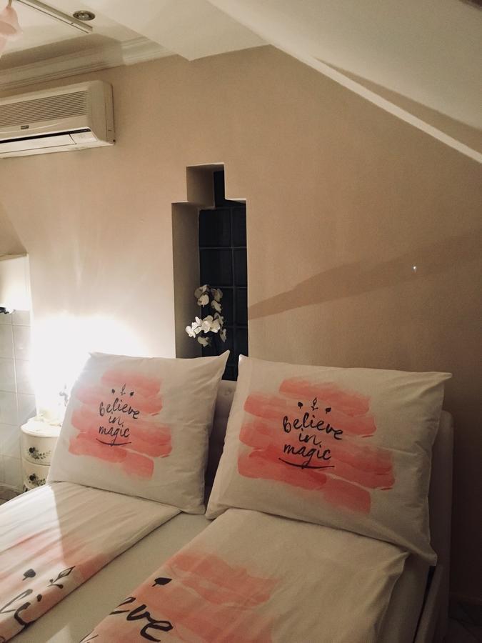Appartamento Ádám Apartmanház Szeged Esterno foto