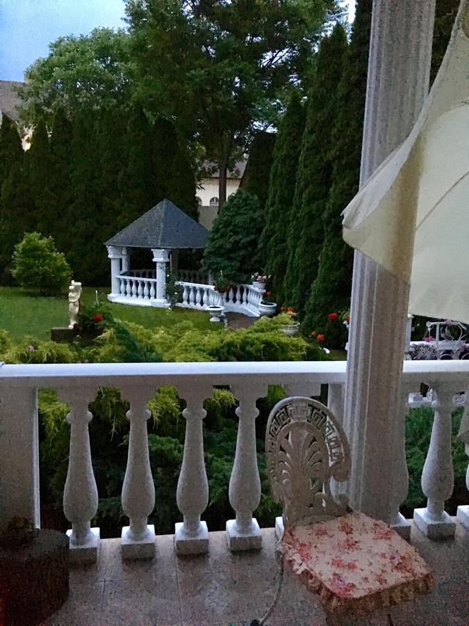 Appartamento Ádám Apartmanház Szeged Esterno foto